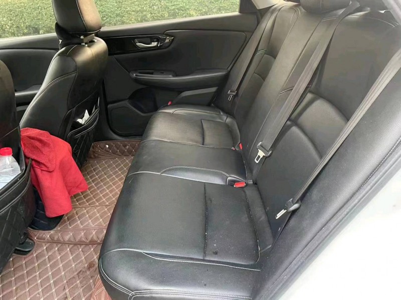 汕头20年本田享域8