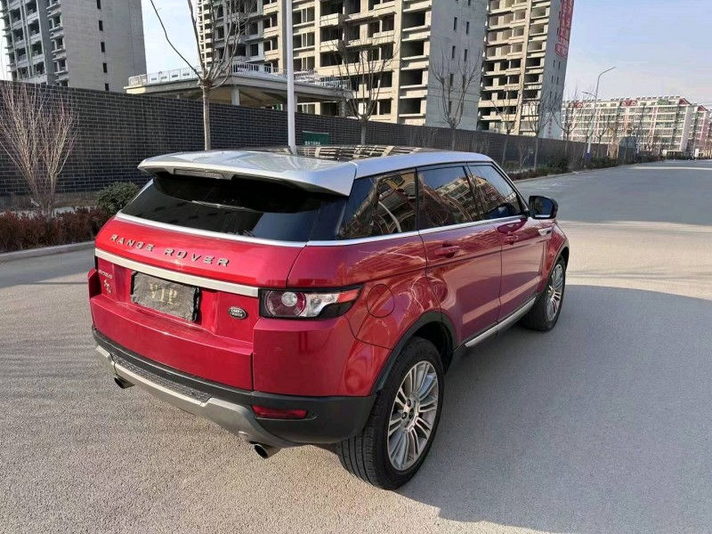 东营12年路虎极光7