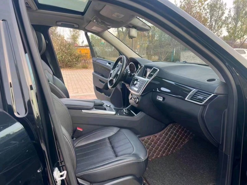 廊坊16年奔驰GL8