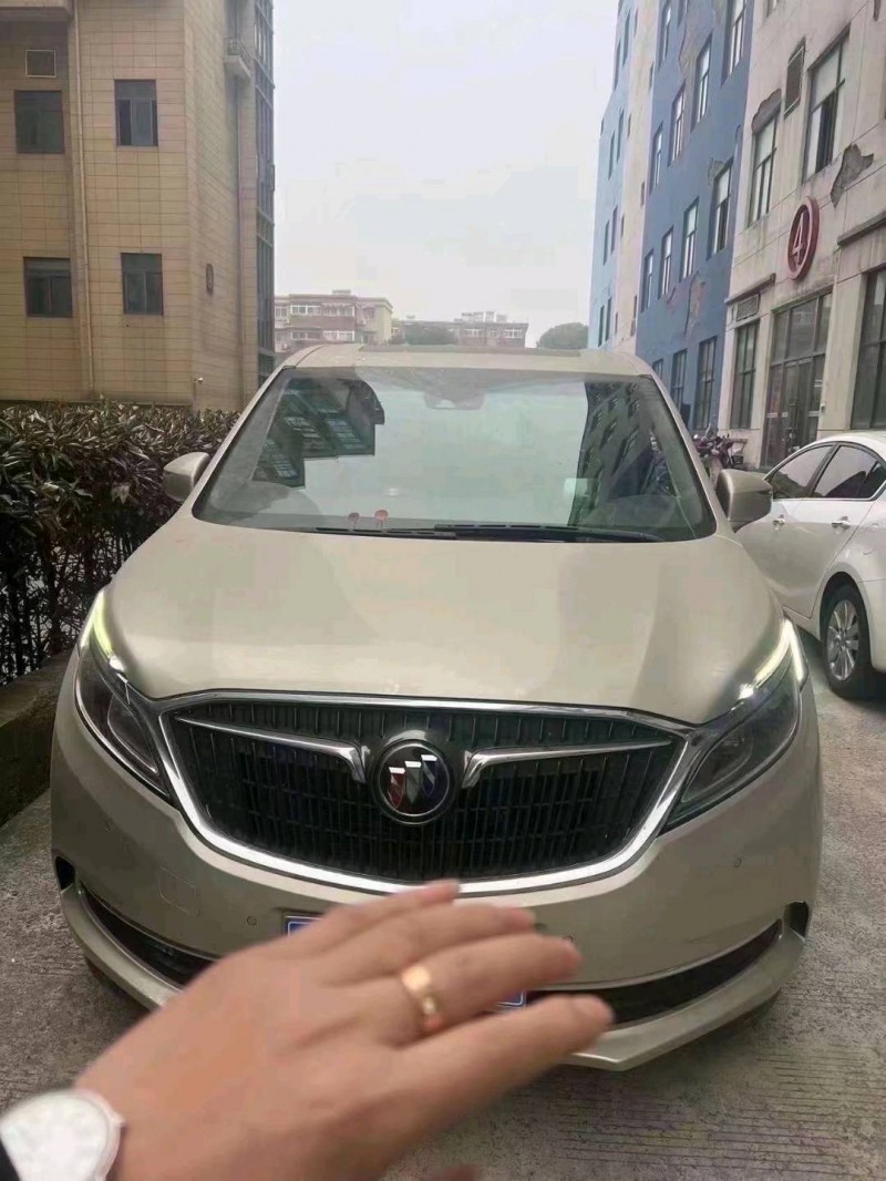 枣庄18年别克GL81