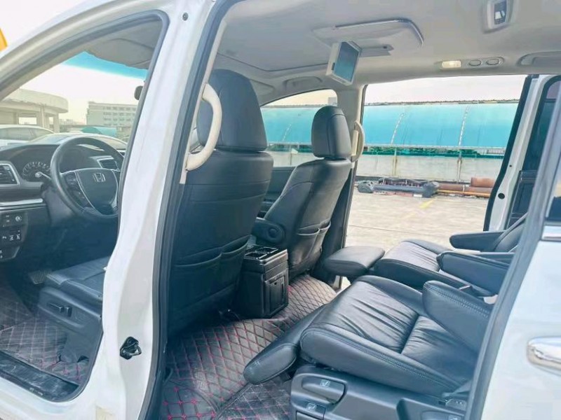 东莞18年本田奥德赛5