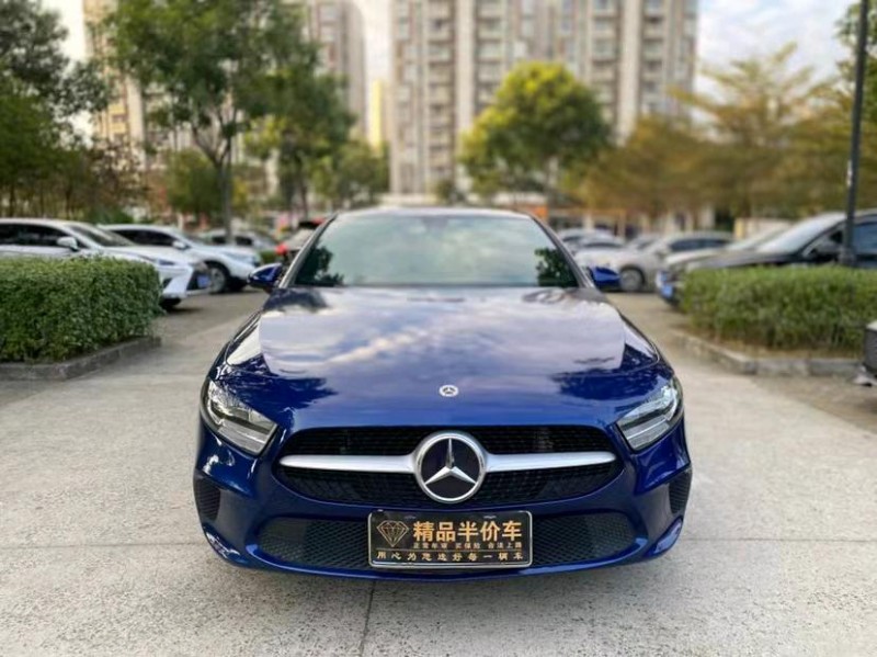 东莞21年奔驰A1