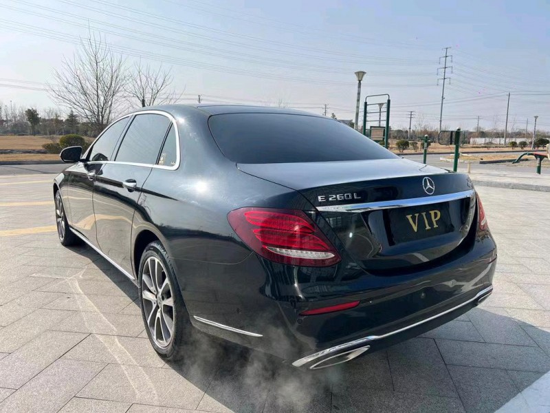 盐城19年奔驰E7