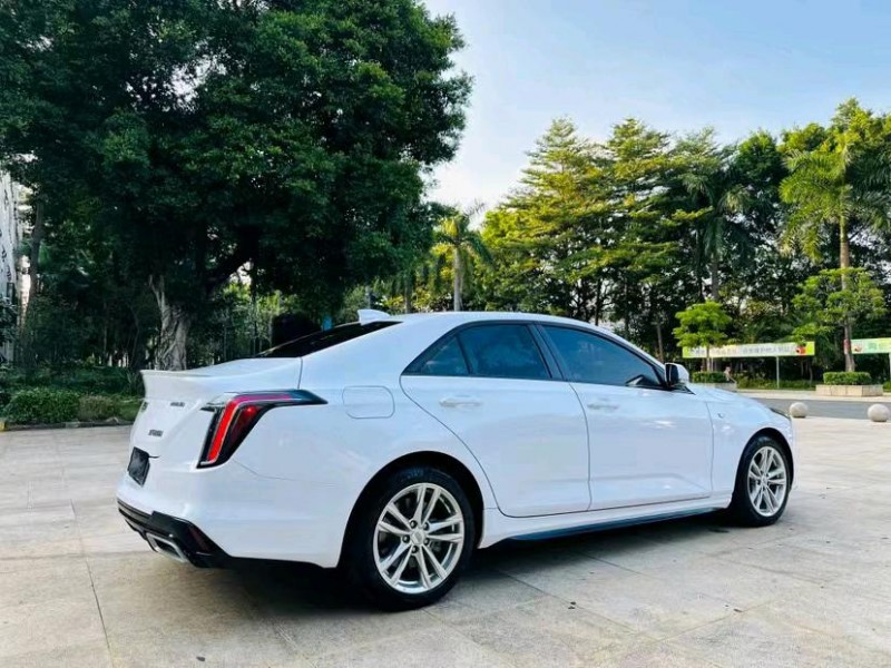 东莞21年凯迪拉克CT44