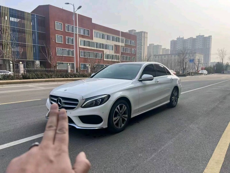 东营18年奔驰C2