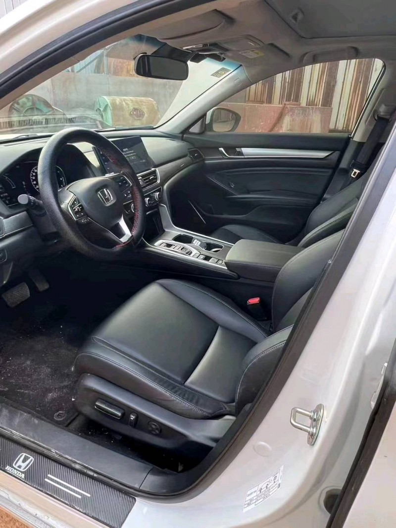 枣庄23年本田雅阁5