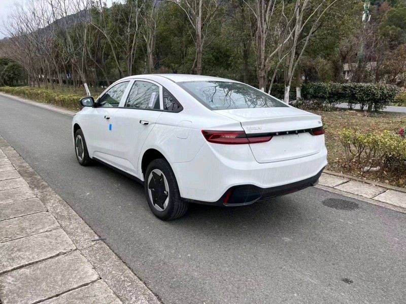 湖州24年吉利幾何4