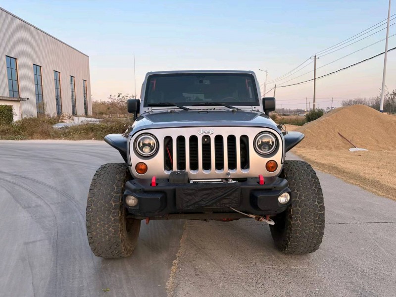 徐州14年Jeep牧马人1