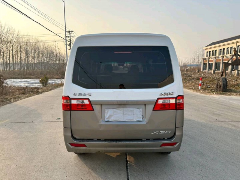 徐州22年金旅金旅海狮9