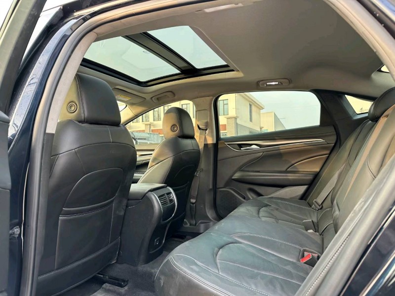 徐州21年别克君越5