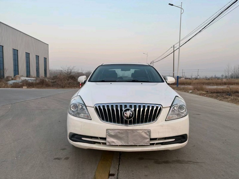 徐州17年别克凯越1