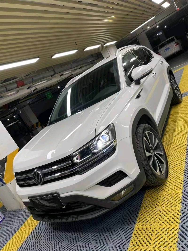 成都21年大众探岳2