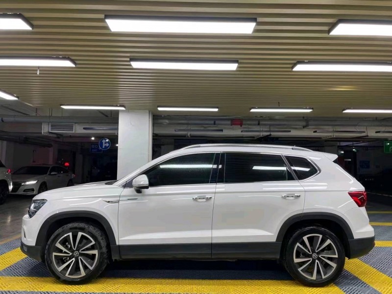 成都21年大众探岳3