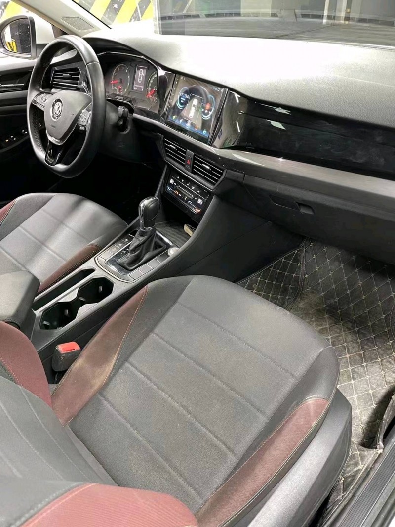 成都21年大众宝来8