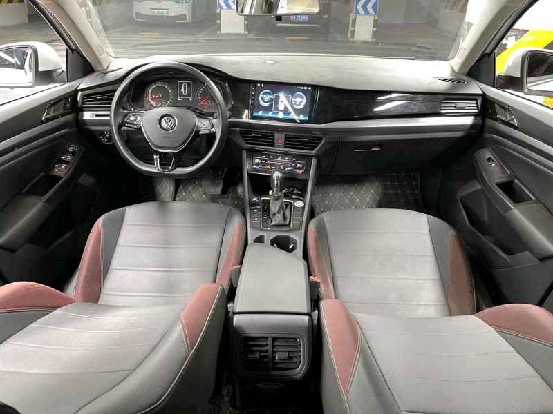 成都21年大众宝来9