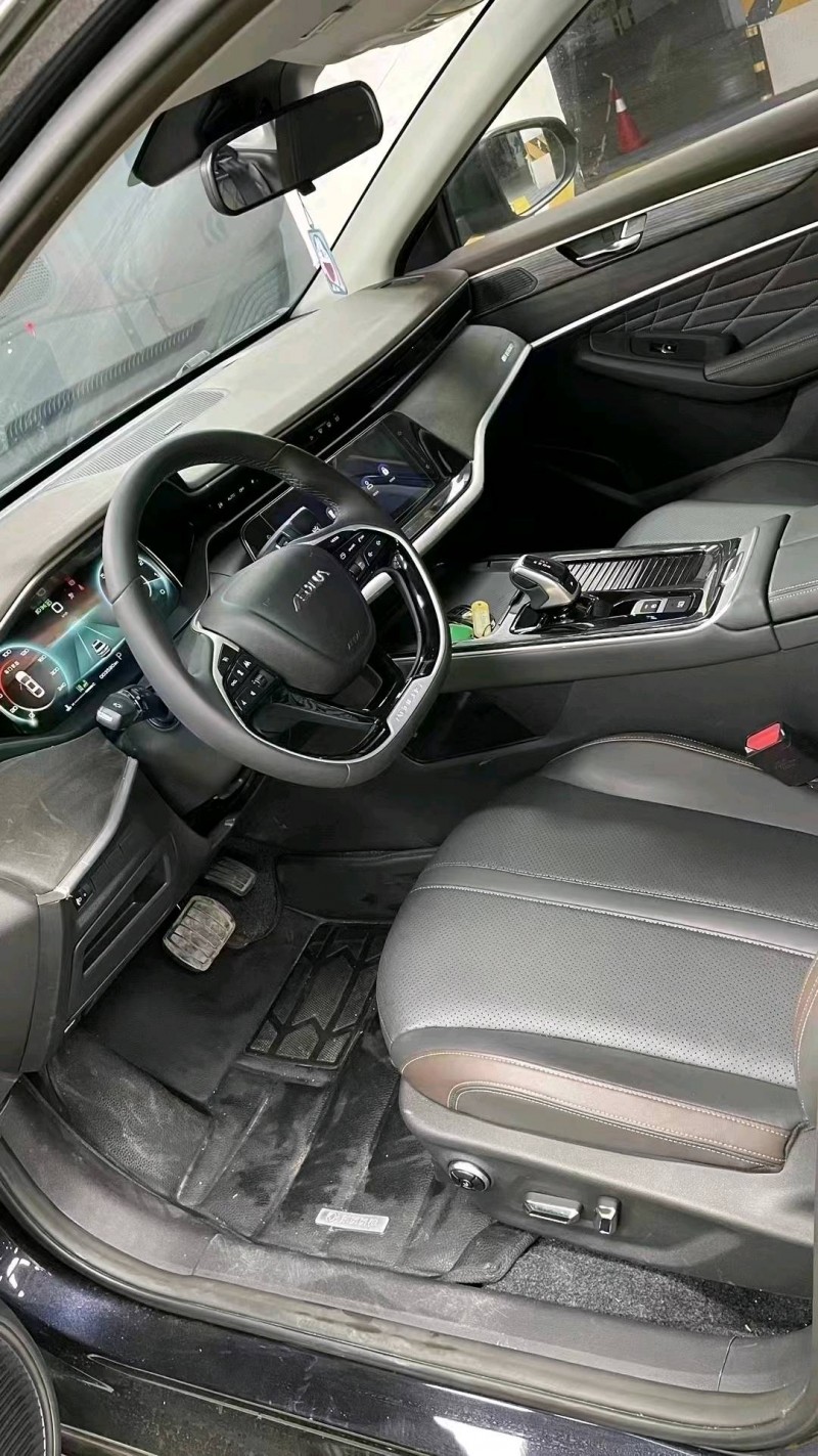 成都22年东风奕炫5