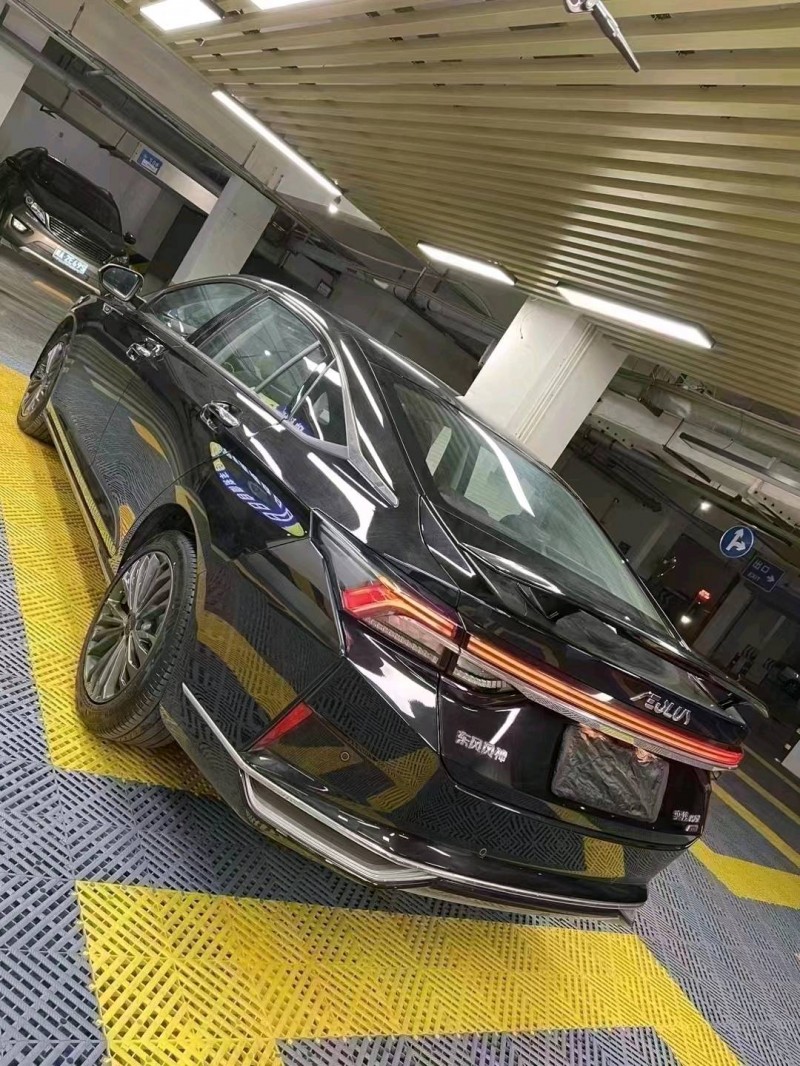 成都22年东风奕炫6