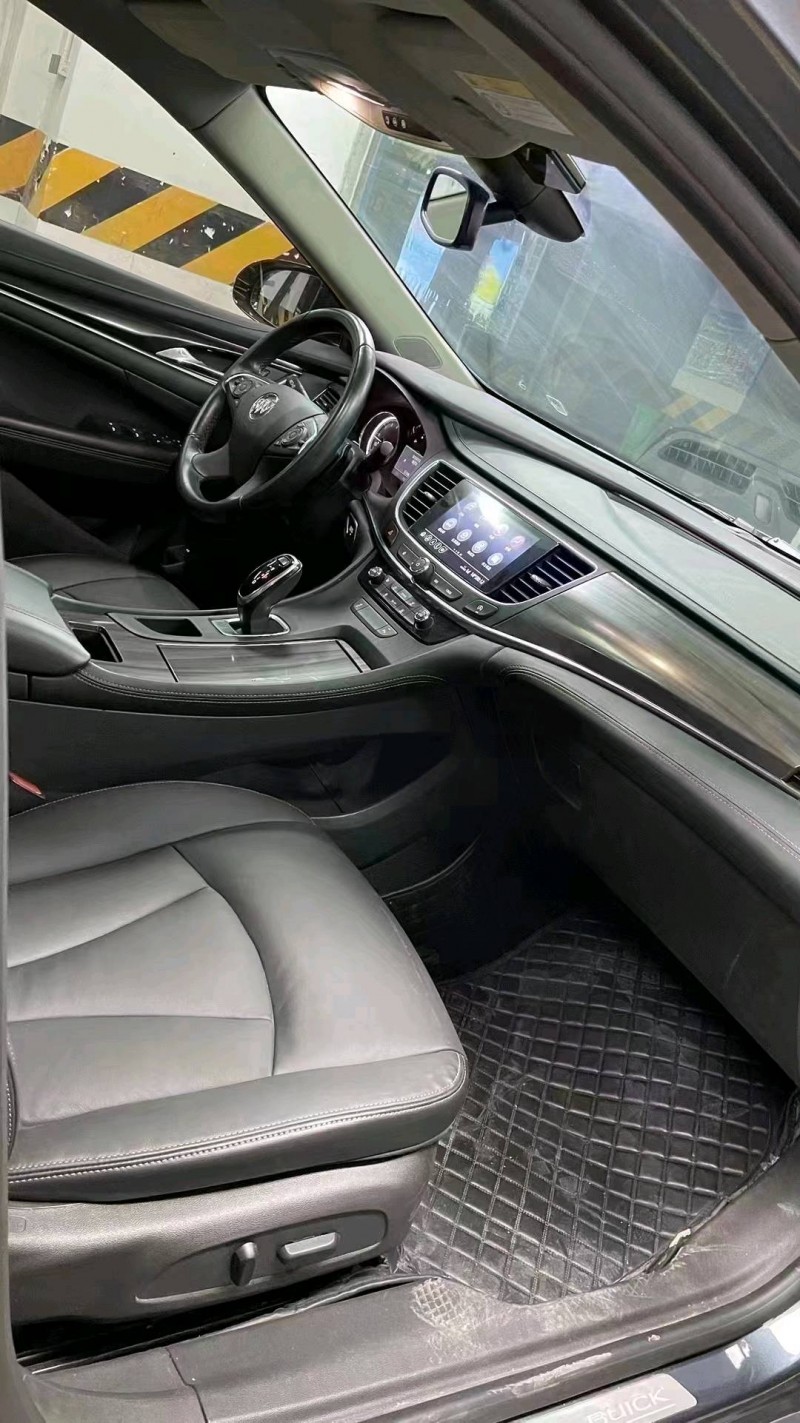 成都21年别克君越9