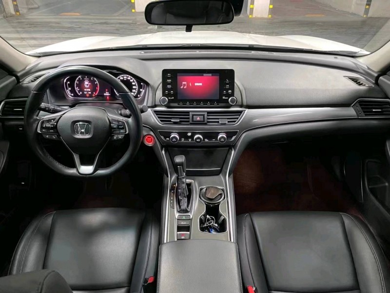 成都21年本田雅阁9