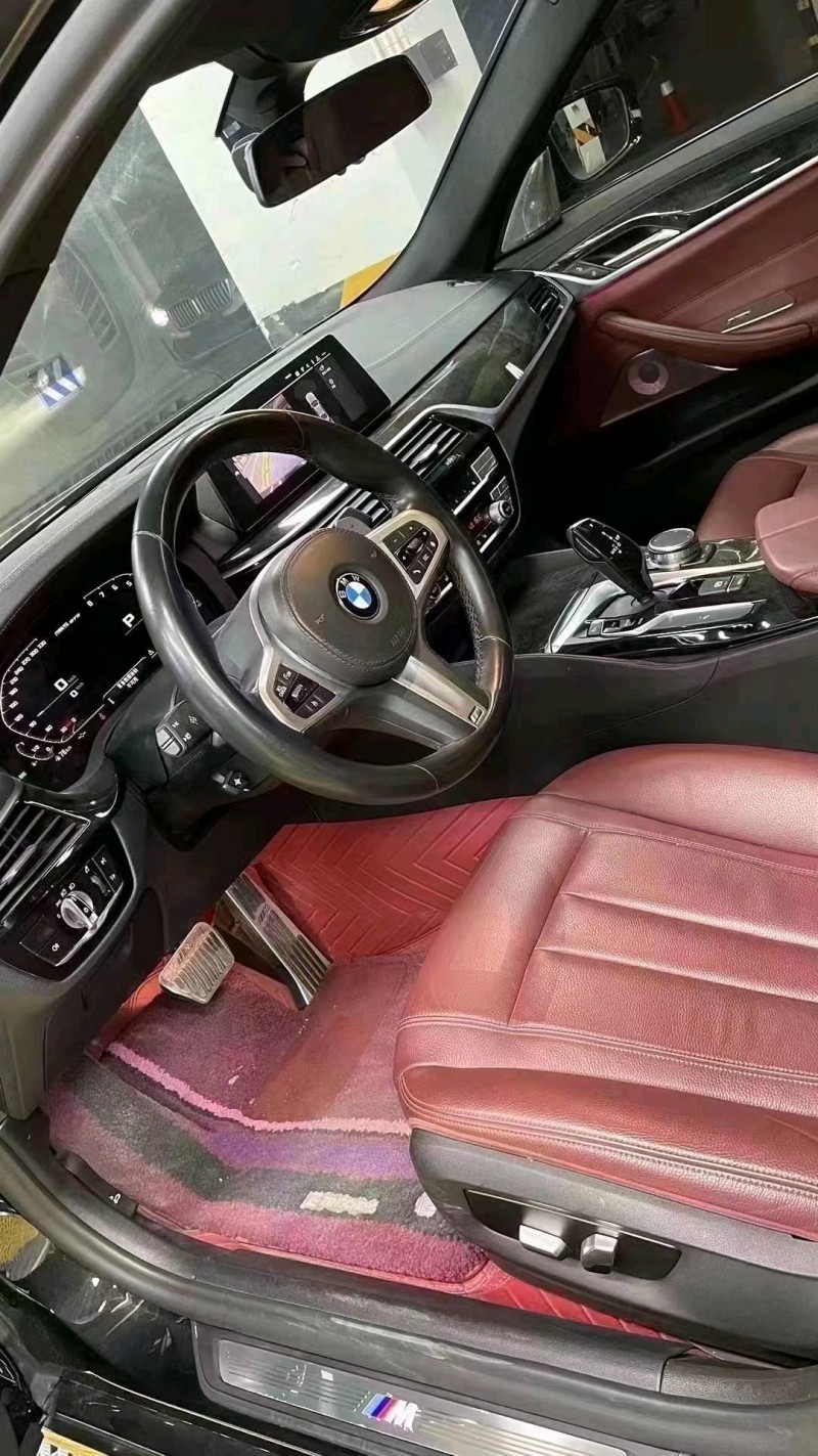 成都20年宝马5系6