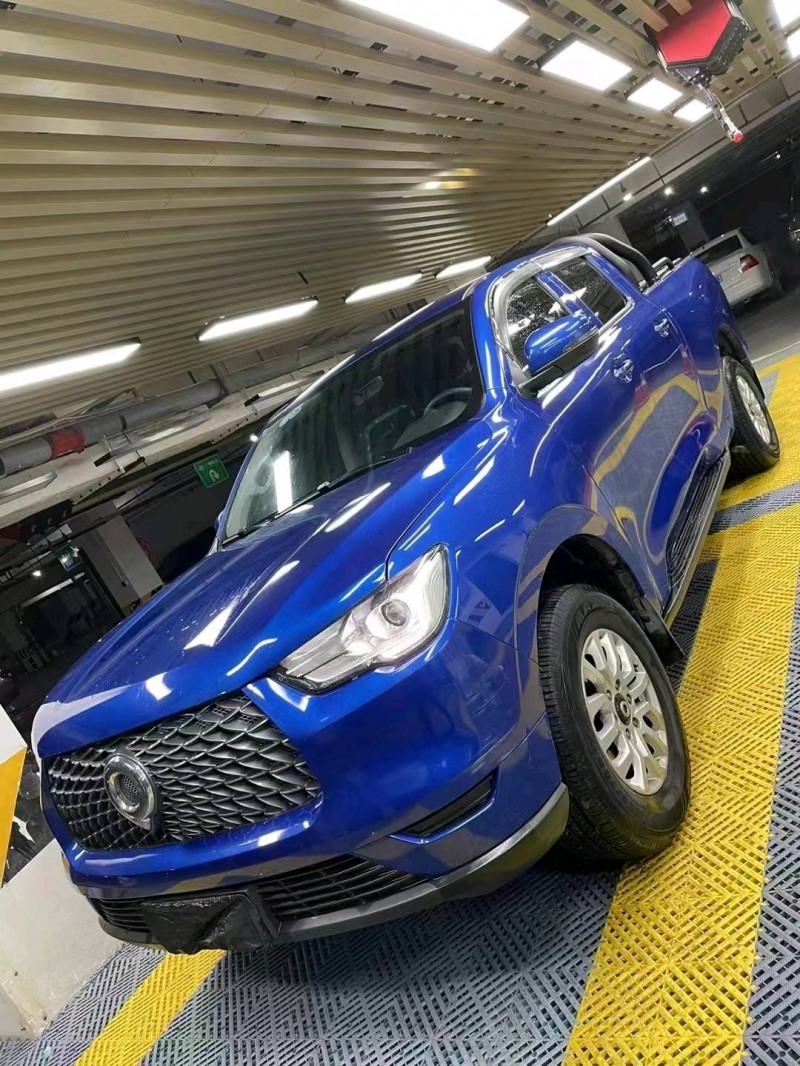 成都20年长城汽车炮 皮卡2