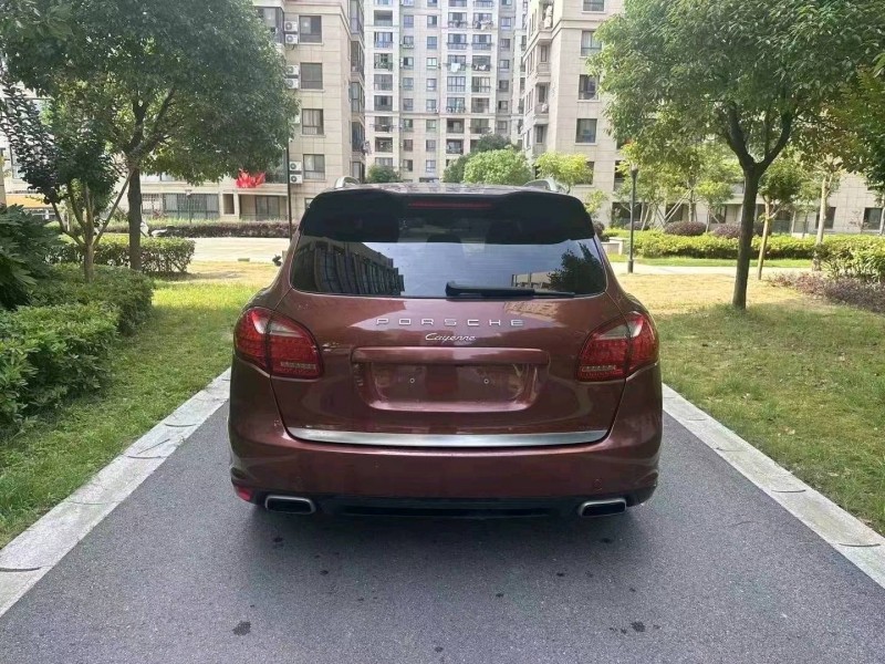 台州13年保时捷卡宴6