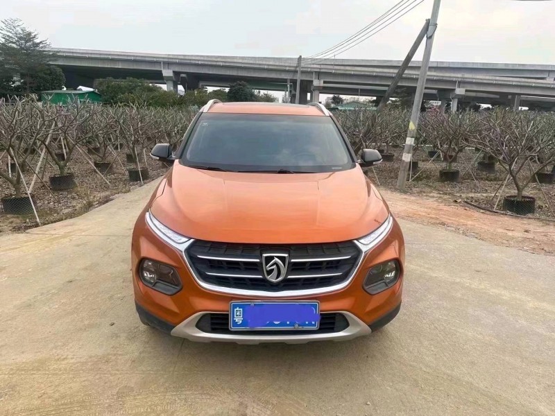 珠海17年寶駿5101
