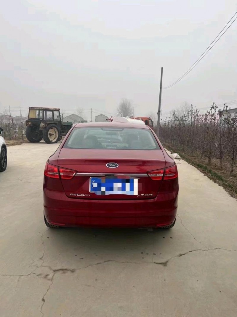 菏泽15年福特福睿斯4