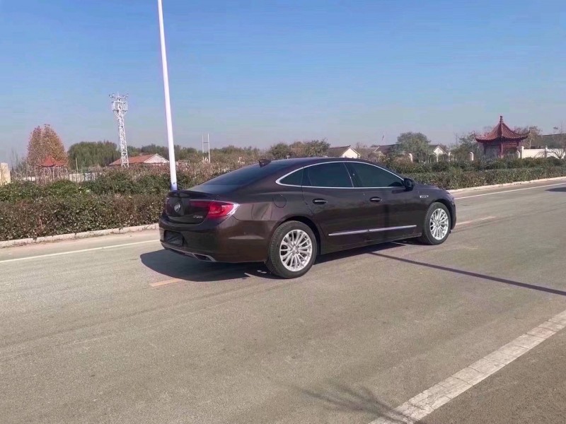 菏泽18年别克君越8