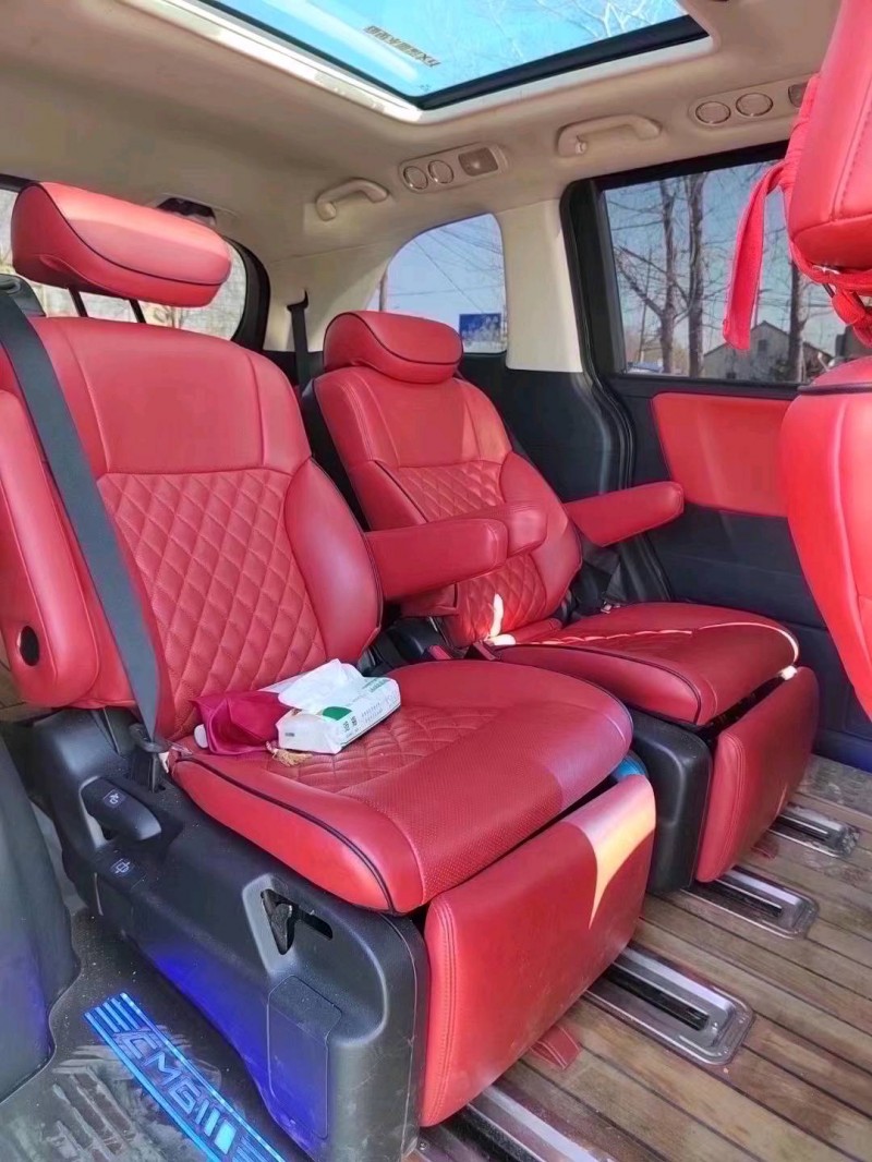 菏泽18年本田艾力绅4