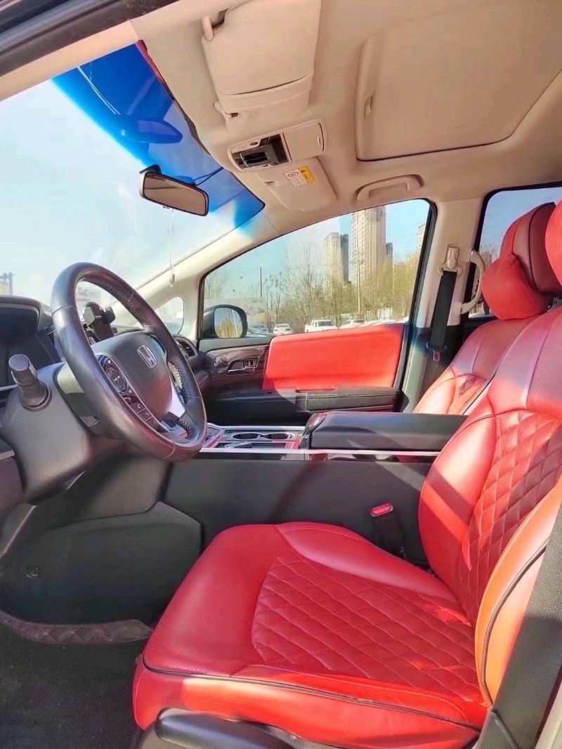 菏泽18年本田艾力绅7