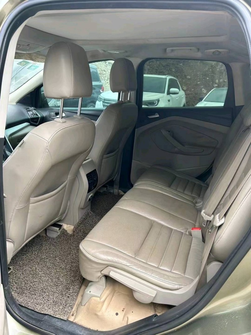 重庆13年福特翼虎5