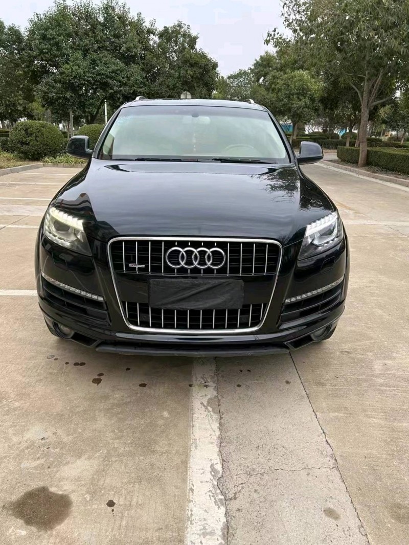 济宁11年奥迪Q71