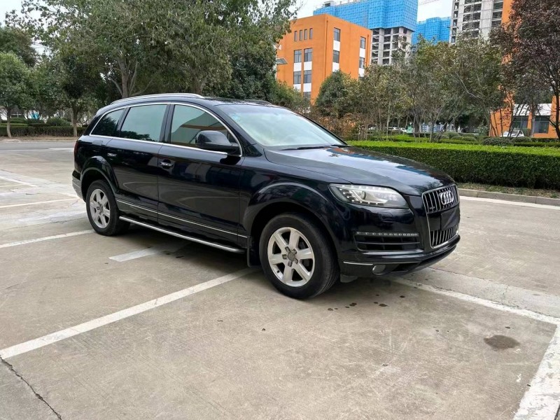 济宁11年奥迪Q73