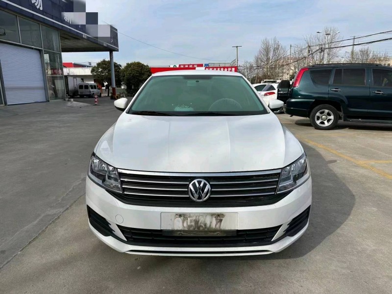 济宁21年大众朗逸1