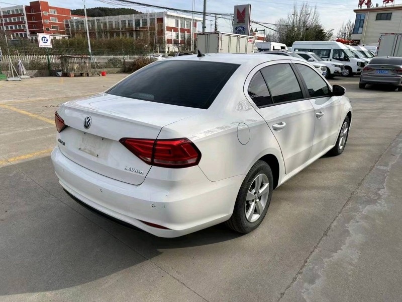 济宁21年大众朗逸7