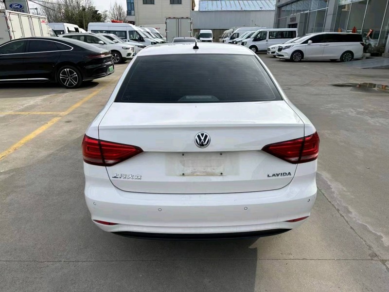 济宁21年大众朗逸9