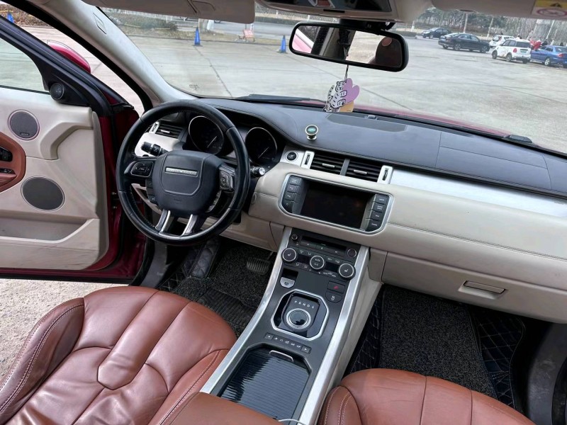 济宁12年路虎极光5