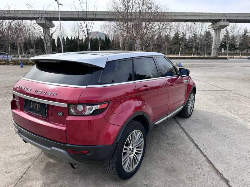 济宁12年路虎极光7