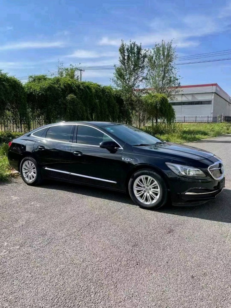 沈阳17年别克君越3