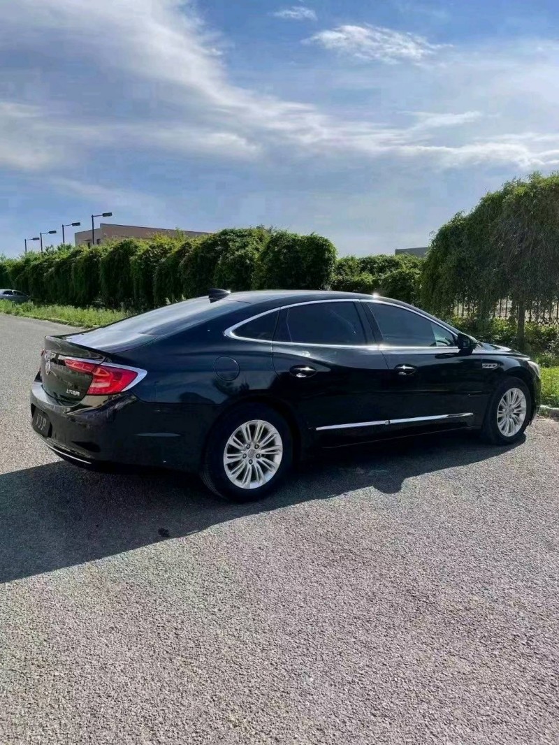 沈阳17年别克君越8