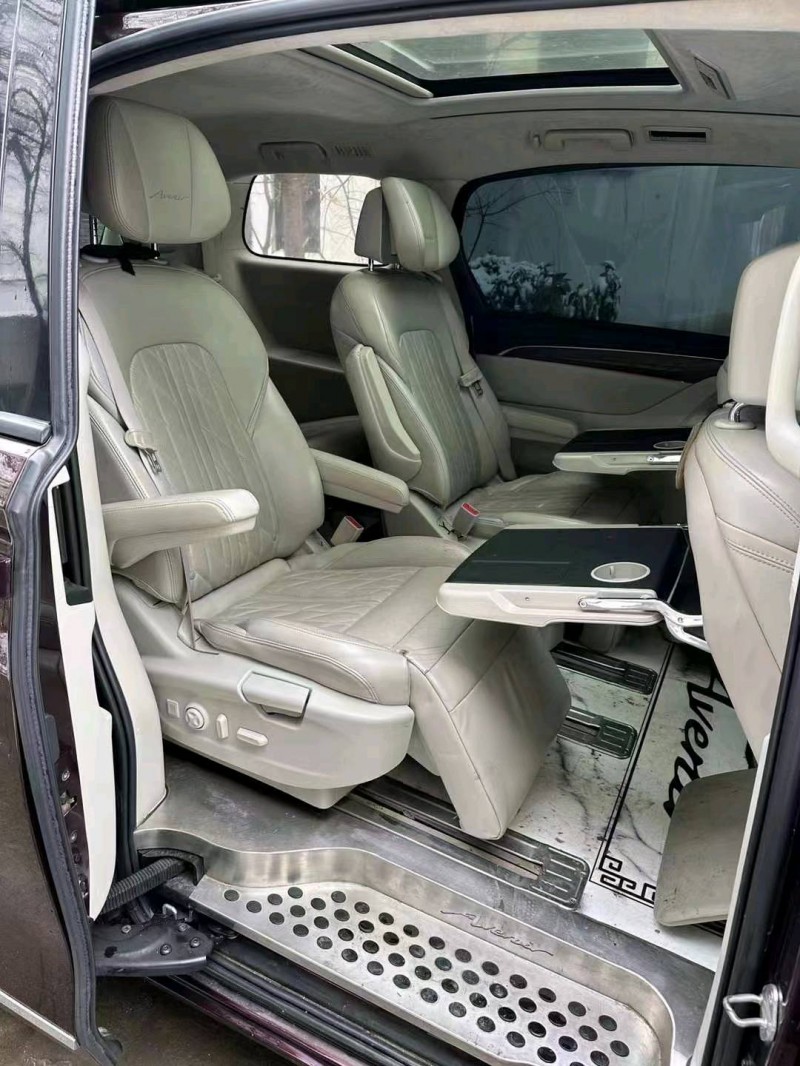 东营16年别克艾维亚8