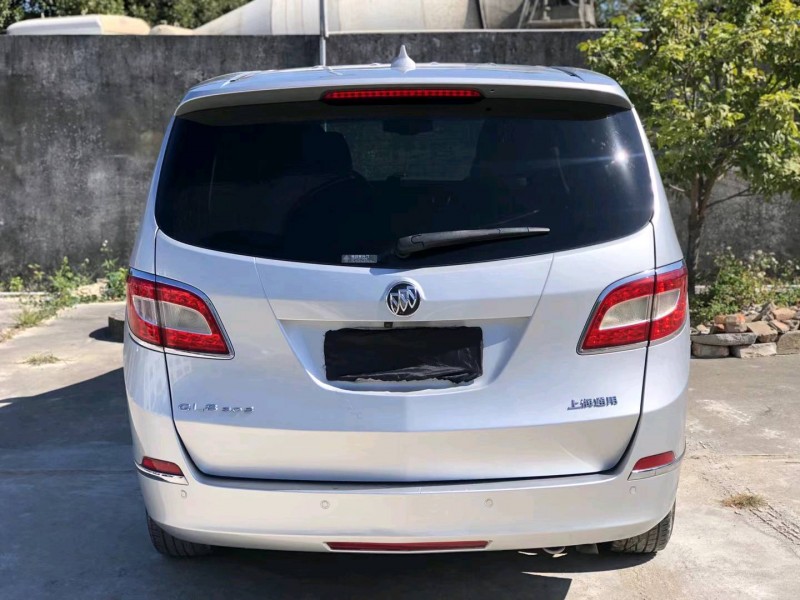 汕头11年别克GL84