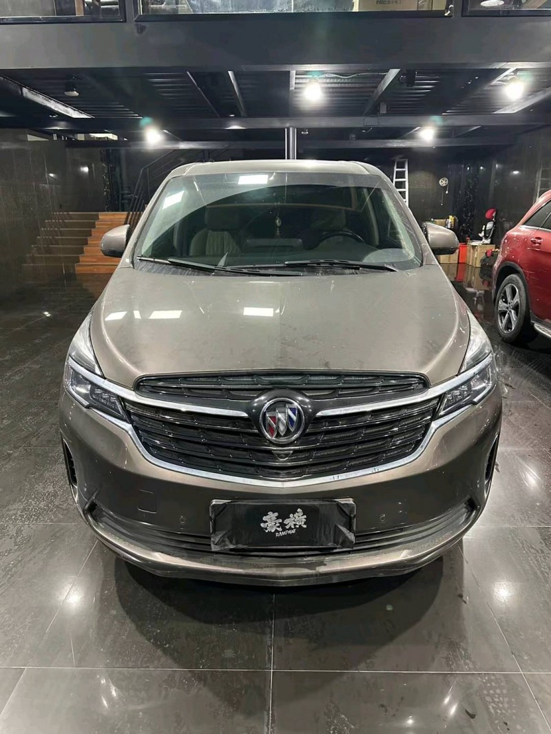 汕头21年别克GL81