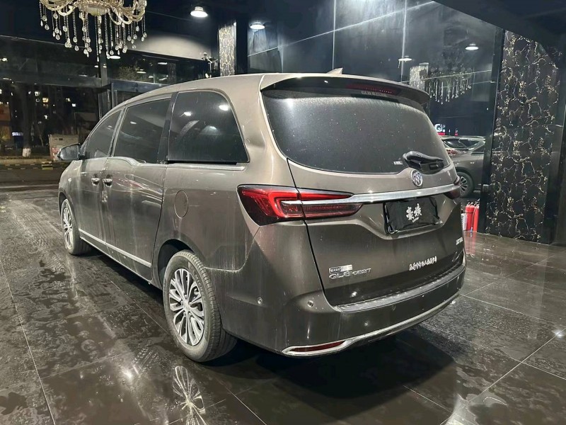 汕头21年别克GL85