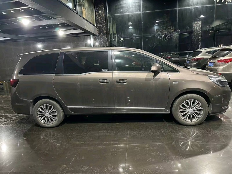 汕头21年别克GL86