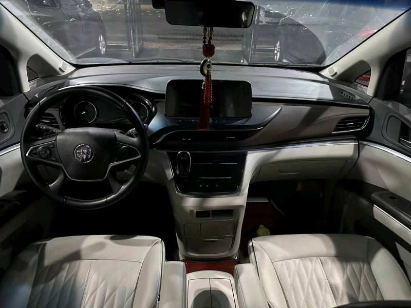 汕头21年别克GL88