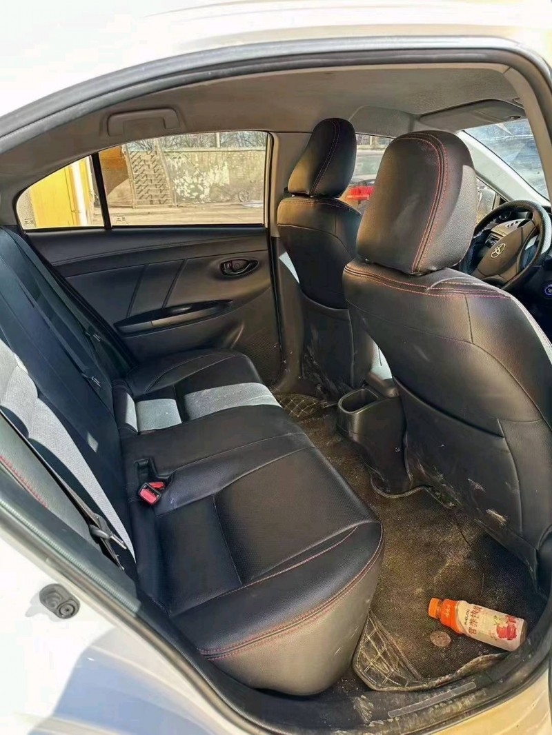 保定20年丰田YARiS L 致享4