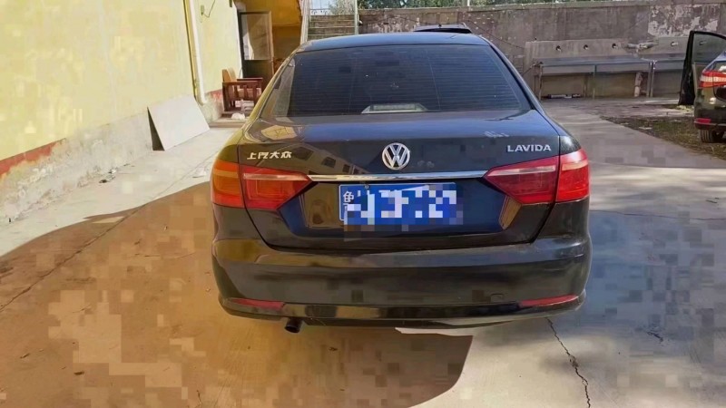 保定17年大众朗逸4