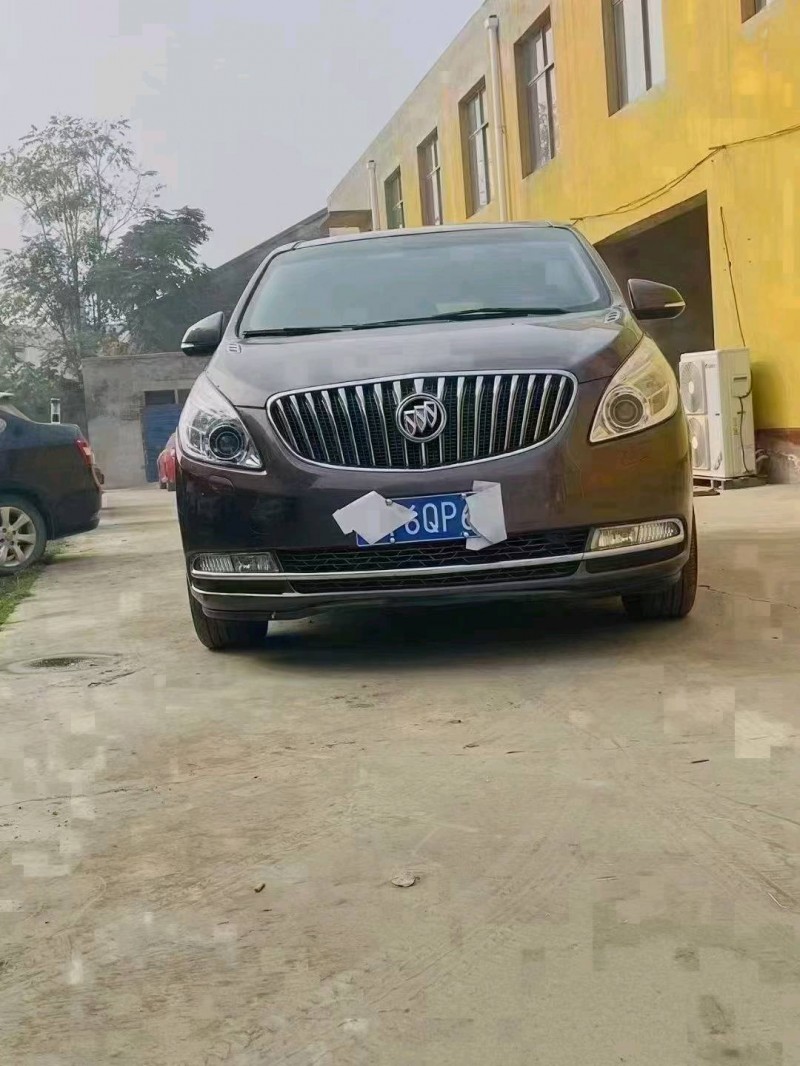 保定16年别克GL81